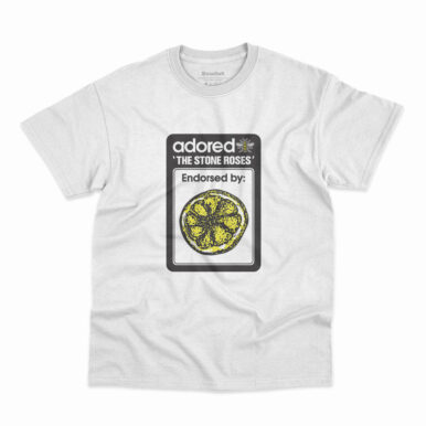 Camiseta na cor branca com estampa Adored da banda The Stone Roses